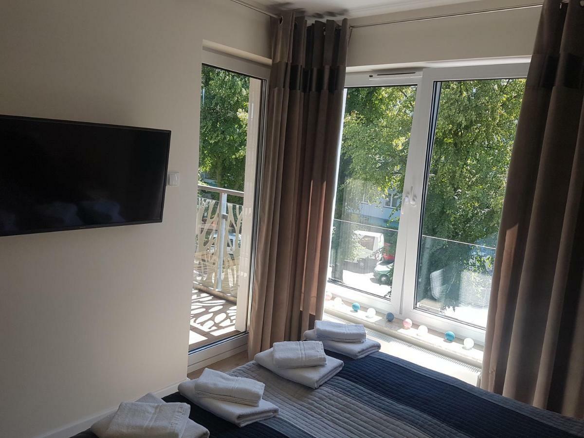 Apartament Baltyk Nadmorskie Tarasy Z Parkingiem Kolobrzeg Exterior photo