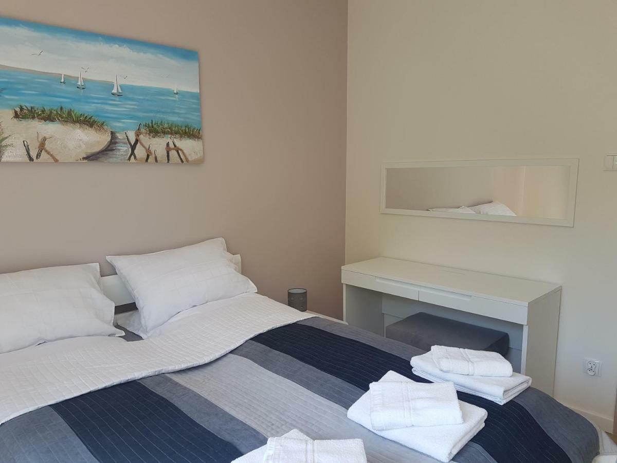 Apartament Baltyk Nadmorskie Tarasy Z Parkingiem Kolobrzeg Exterior photo