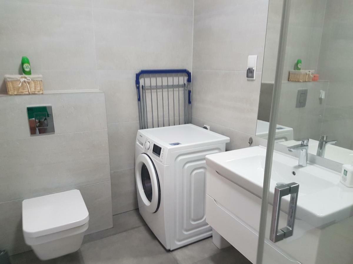 Apartament Baltyk Nadmorskie Tarasy Z Parkingiem Kolobrzeg Exterior photo